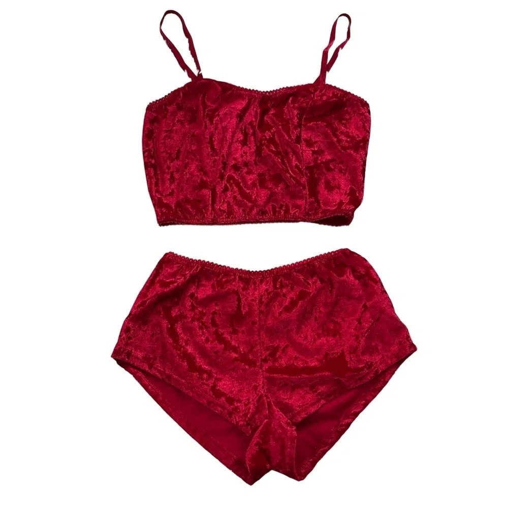 Crushed Red Velvet Cami & Shorts Lounge Pajama Set |‎ Holiday Sleepwear Size S